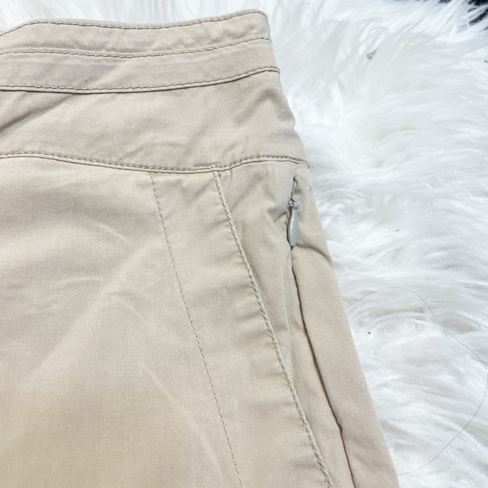 Woolrich Women's High Rise Khaki Nylon Bermuda Active Athletic Shorts Size 10 - Picture 4 of 8